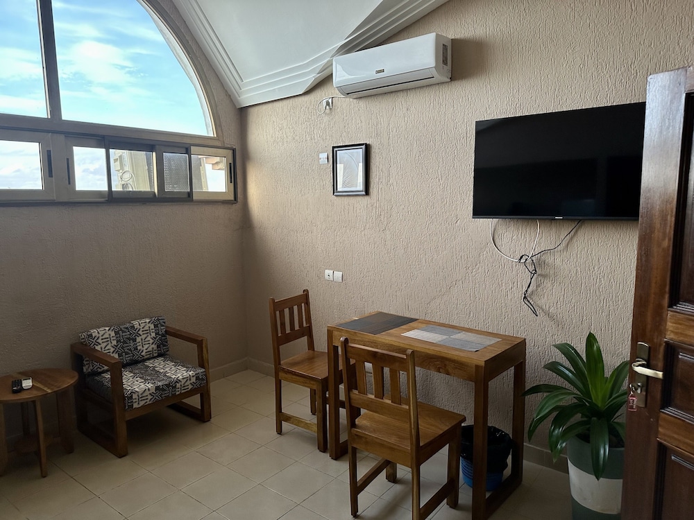 Family Apartment photo 3