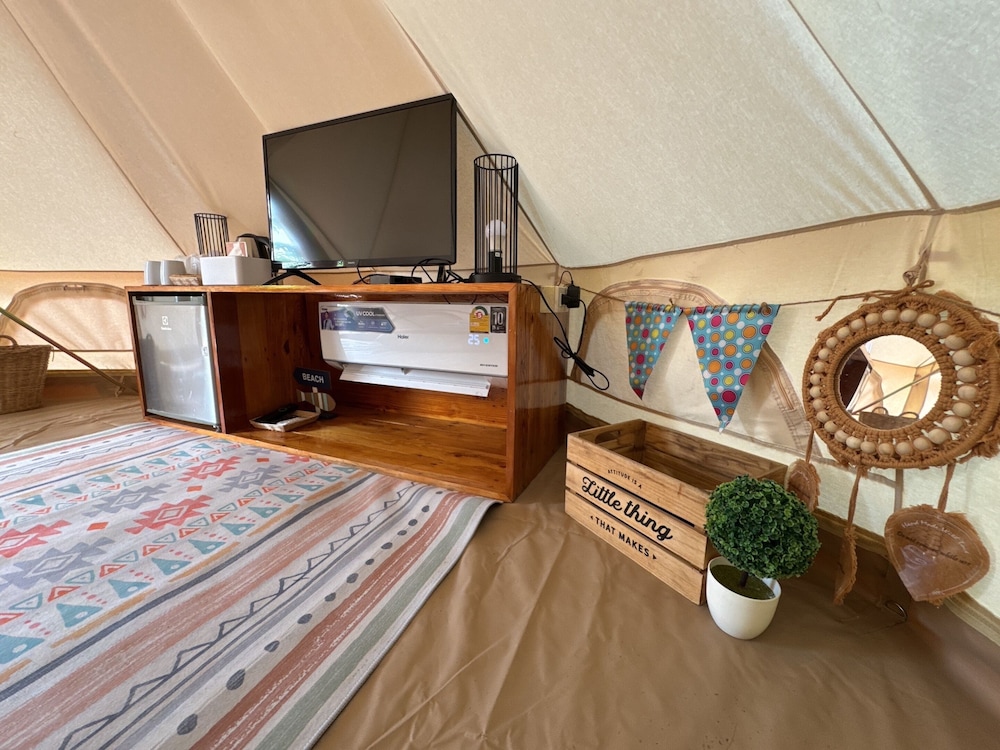 Bell Tent Garden View - Photo 5