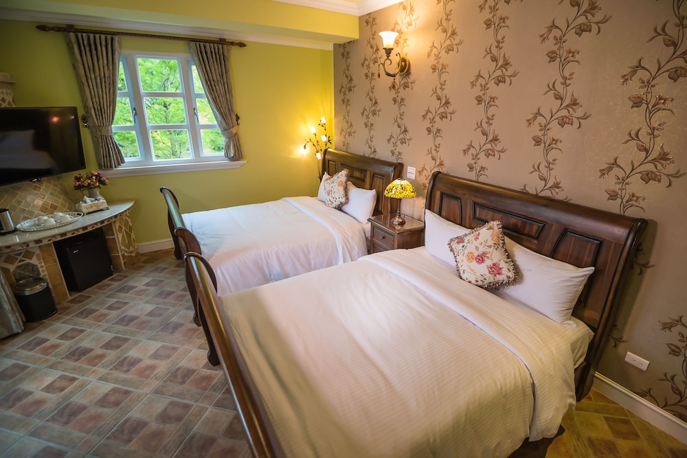 Classic Quadruple Room - Photo 3
