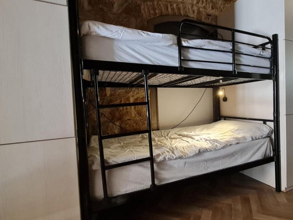 City Shared Dormitory, Mixed Dorm photo 1