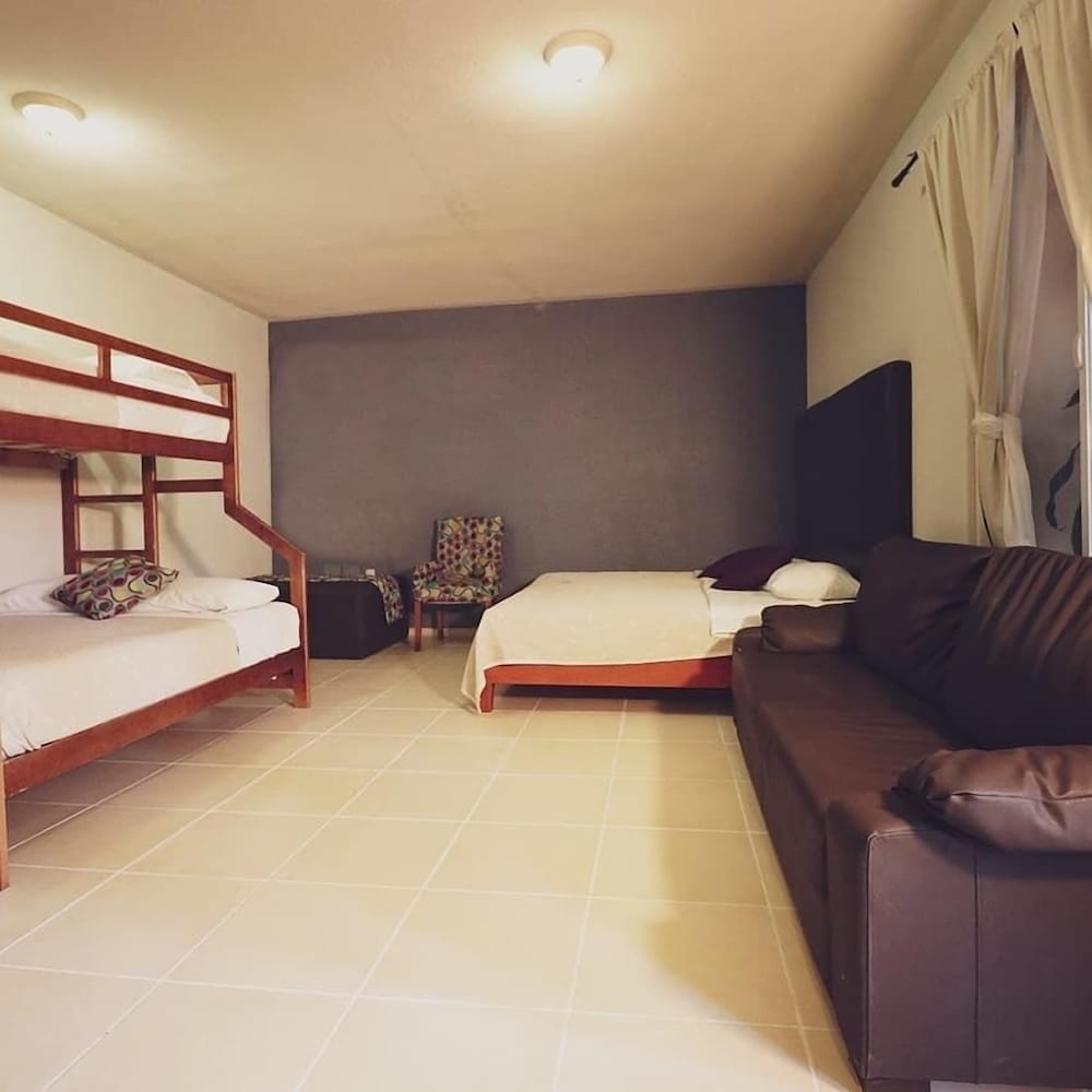 Junior Room, Multiple Beds