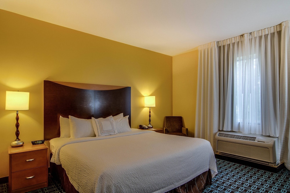 Room, 1 King Bed - Photo 1
