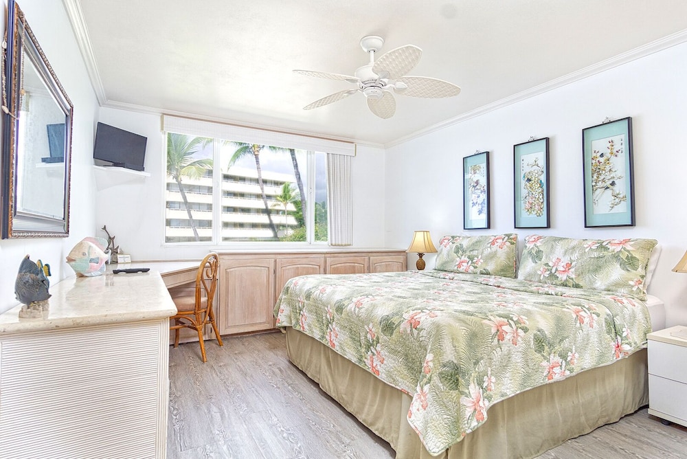 Condo, 1 King Bed, Ocean View