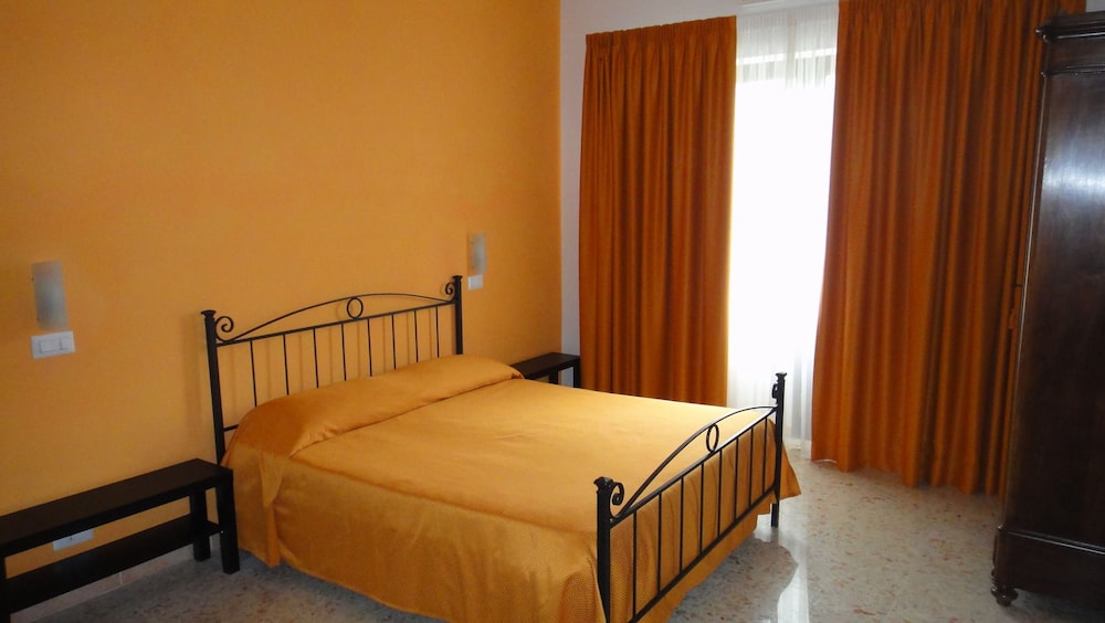 Comfort Double Room, City View photo 2