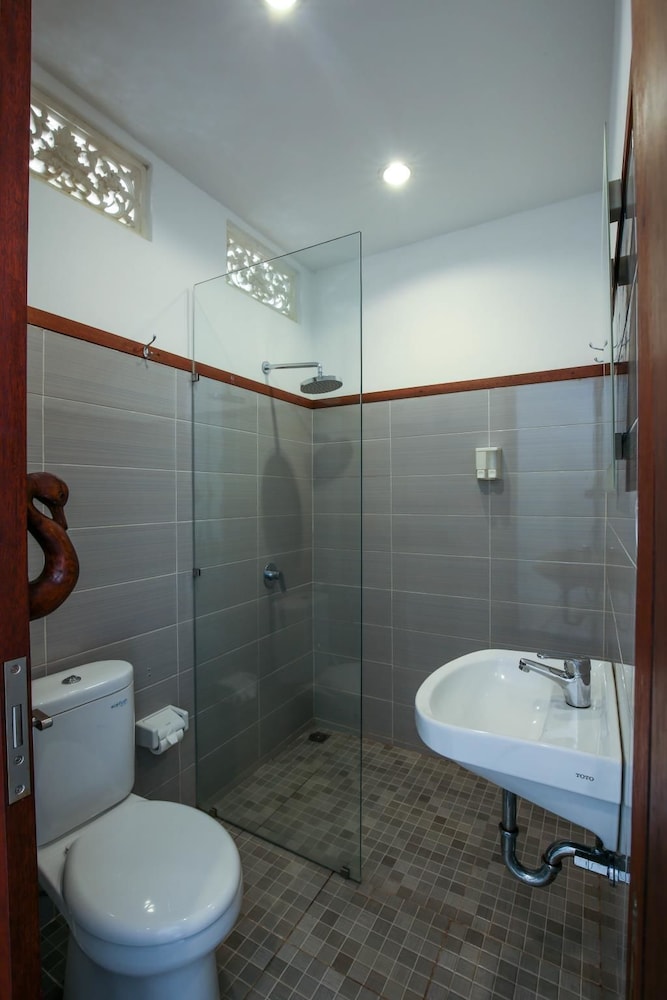 Deluxe Room - Photo 5