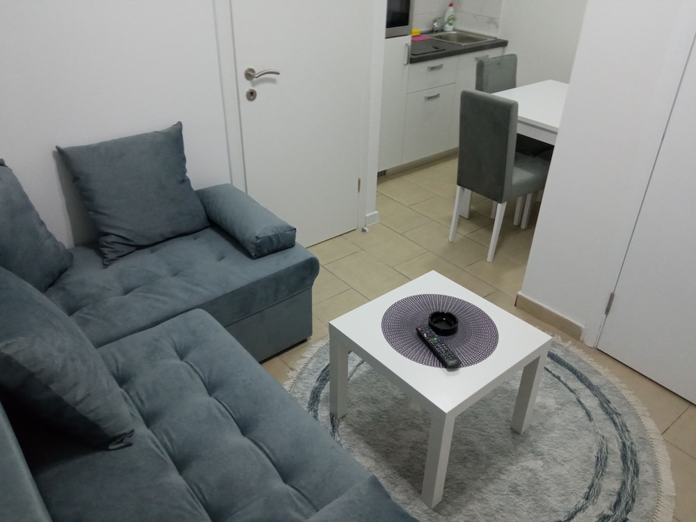 Basic Apartment