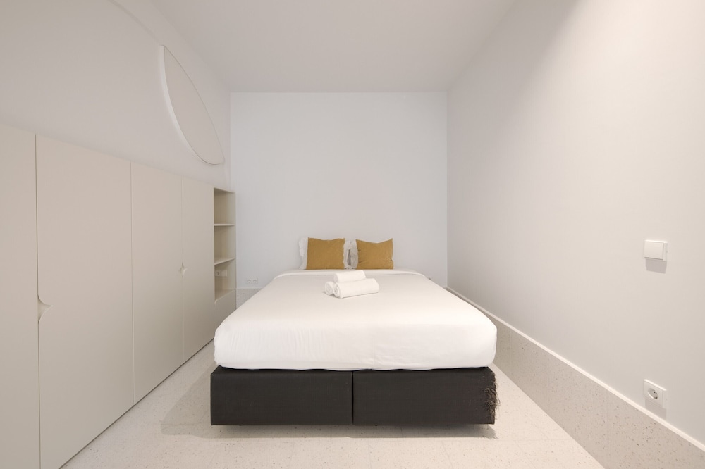 Studio, 1 Bedroom, Terrace