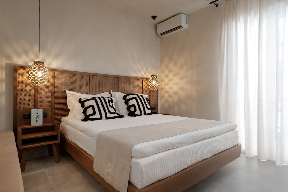 Suite-Special Offer - Photo 1