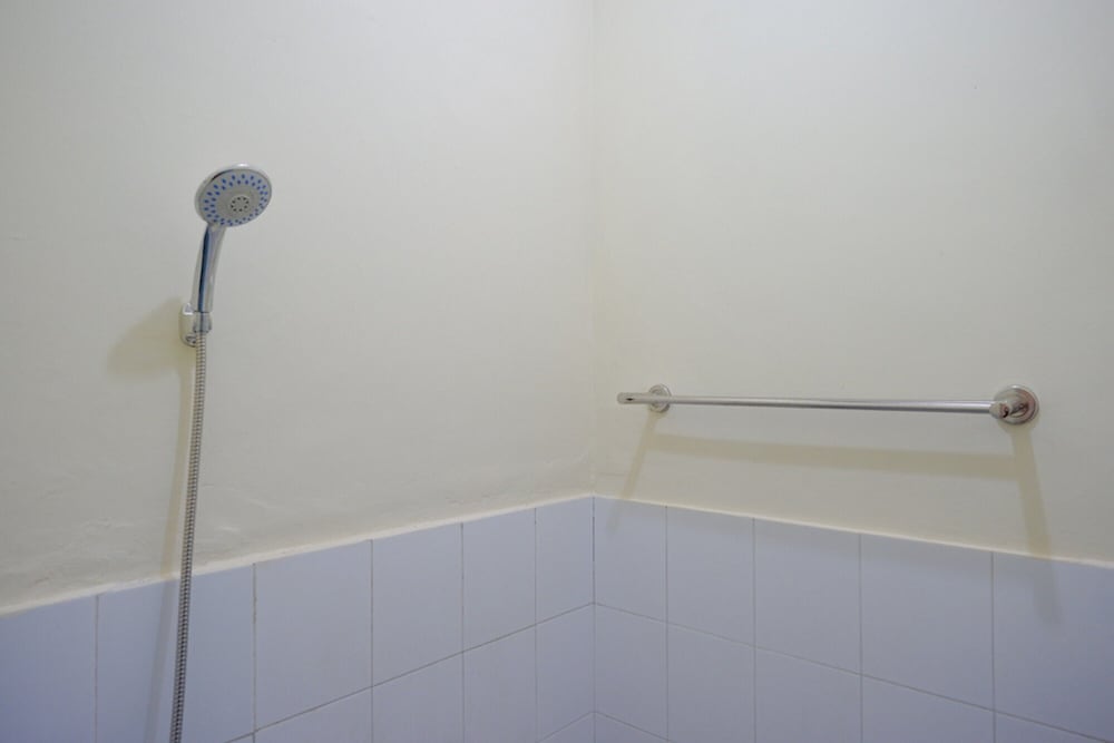 Double Room (RedDoorz) - Photo 7
