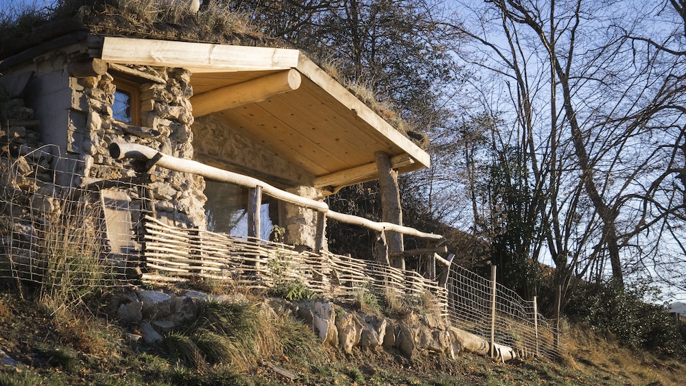 Exclusive Cabin, Ensuite, Mountain View photo 2