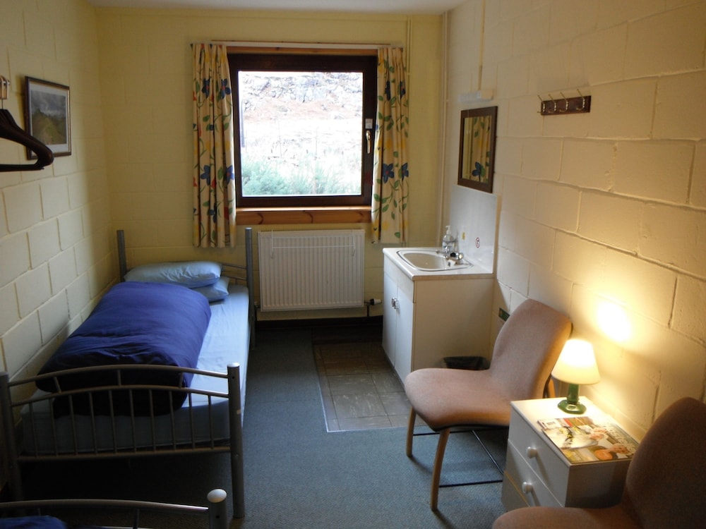 Twin Room, Shared Bathroom photo 1