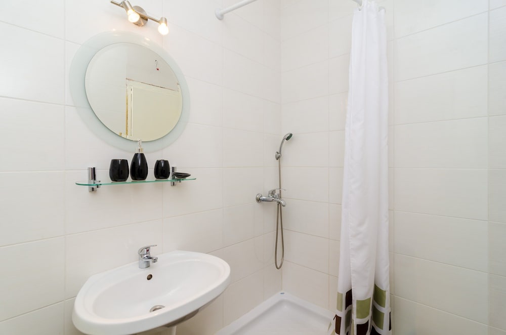 Studio (Comfort Studio Apartment With Terrace) - Photo 13