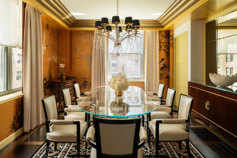 Manhattan Suite Hearing Accessible