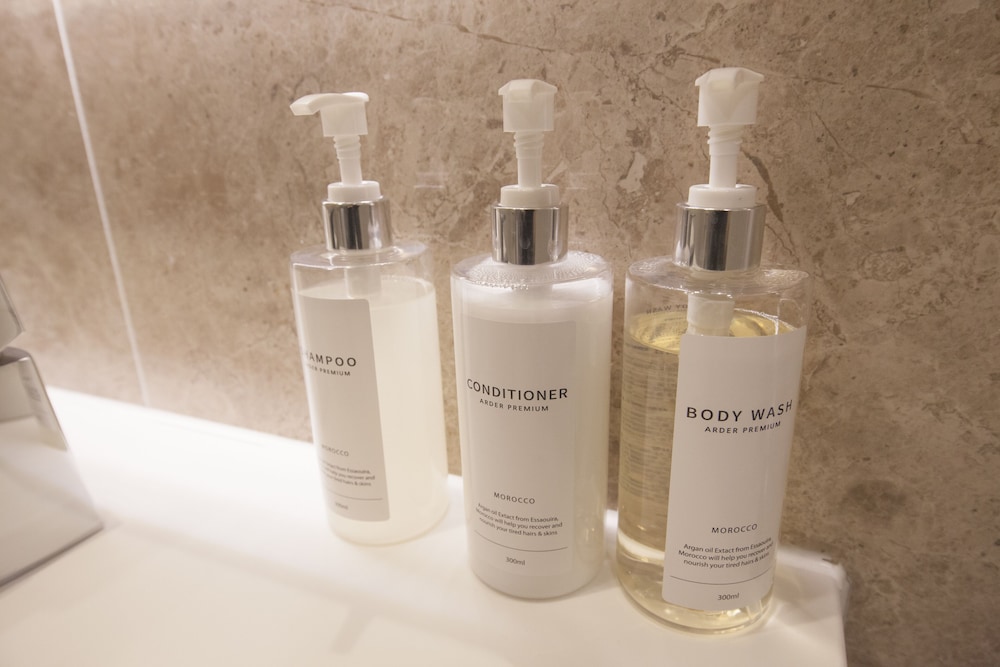 Premium Room - Photo 7