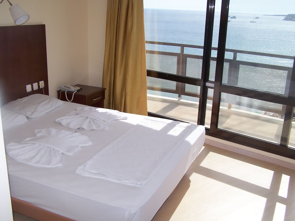 Standard Double Room photo 2