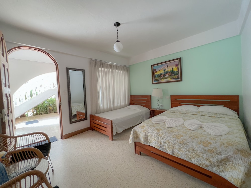 Standard Double or Twin Room photo 1
