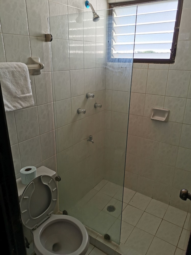 Family Apartment, 3 Bedrooms, Ocean View photo 3