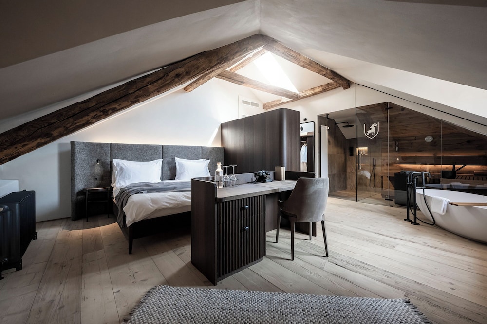 Classic Suite