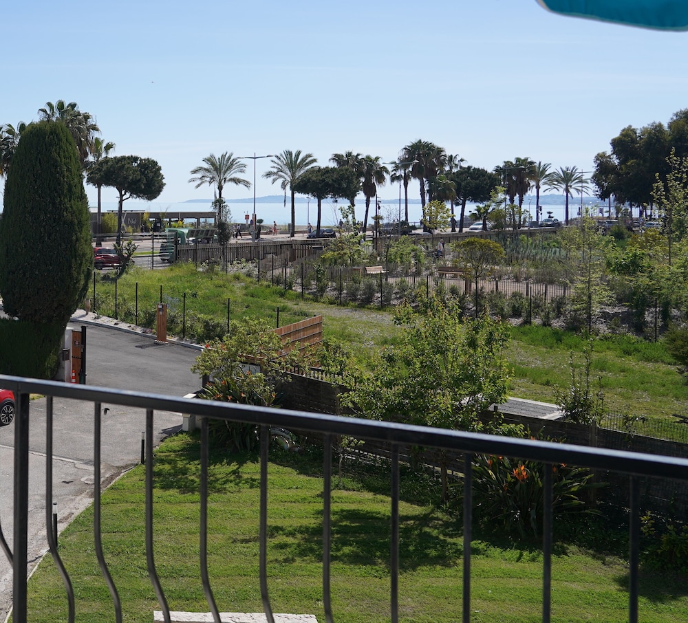 Family Apartment, 1 Bedroom, Balcony, Sea View