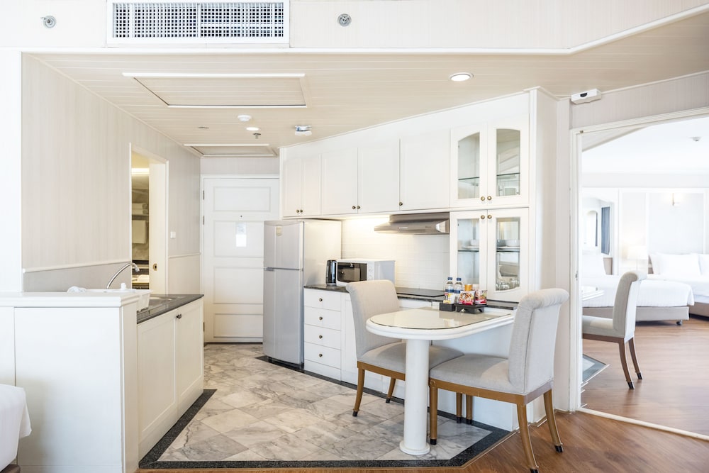 Family Apartment photo 2