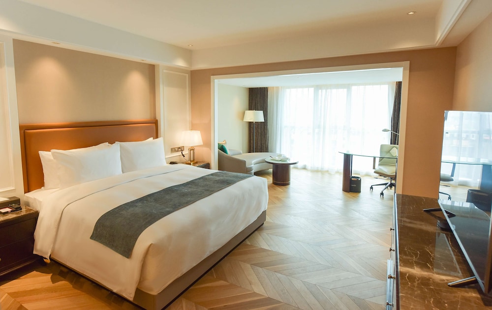 Executive Room, 1 King Bed, Non Smoking