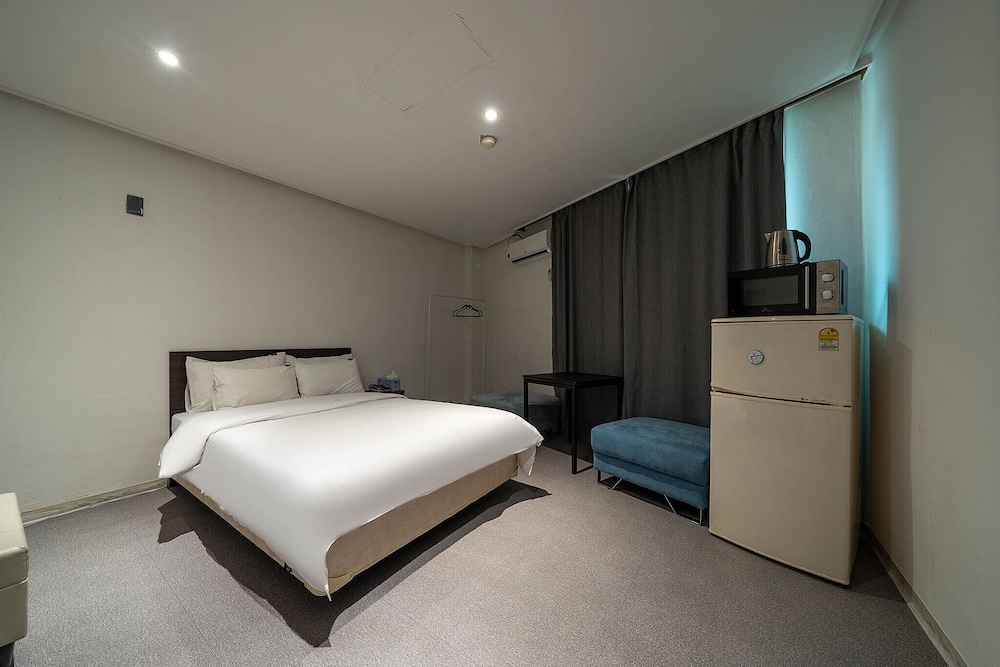 Standard Room - Photo 15