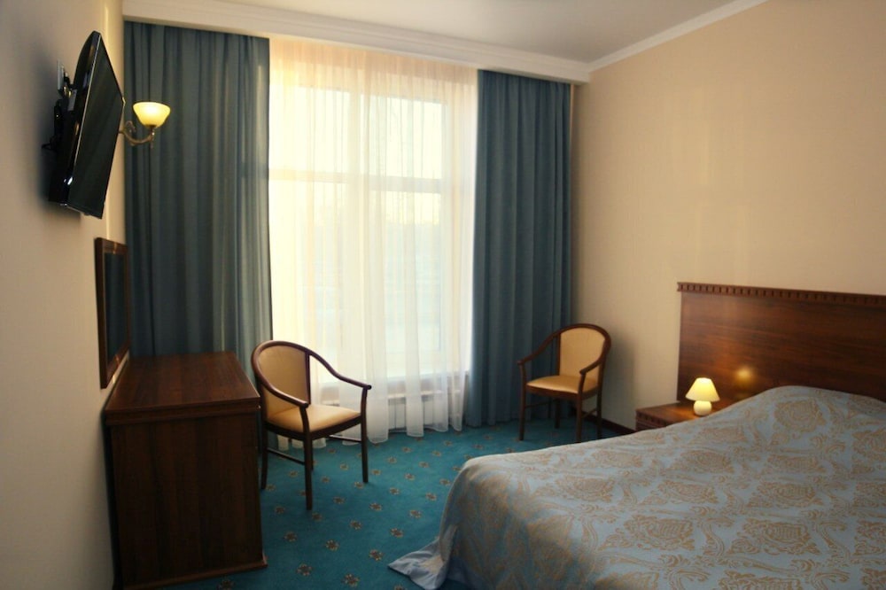 Standard Double or Twin Room, Balcony photo 2