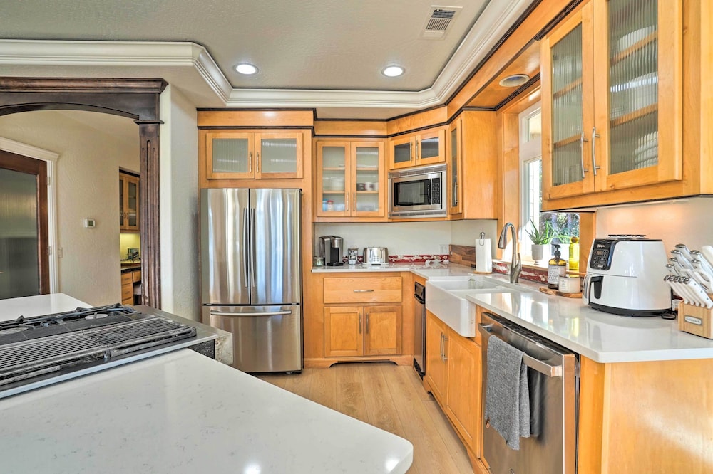 House (5 Bedrooms) photo 2