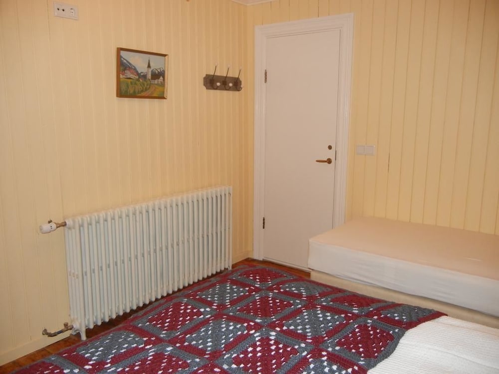 Triple Room, Shared Bathroom (3) photo 2