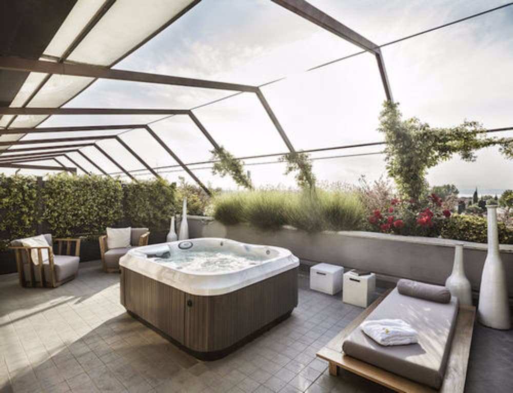Suite, Terrace, Lake View