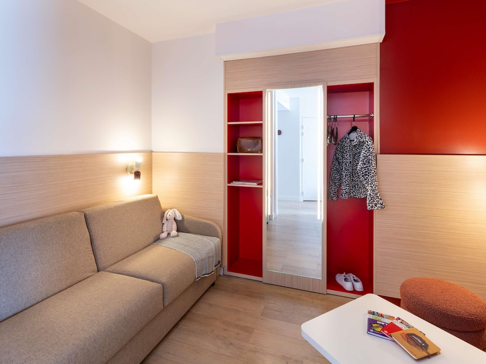 Standard Room, Multiple Beds - Photo 4