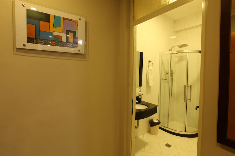 Exclusive Penthouse, Multiple Beds, Smoking, Kitchen photo 3