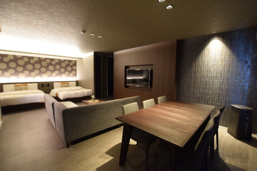 Deluxe Room B, Non Smoking - Photo 9
