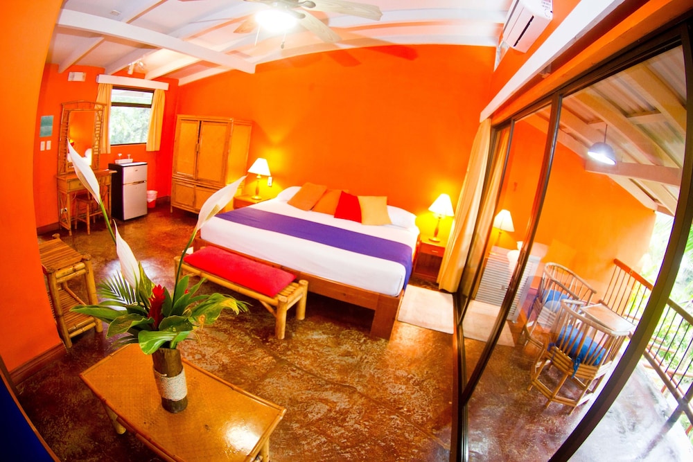 Superior Room, Balcony, Partial Ocean View photo 3