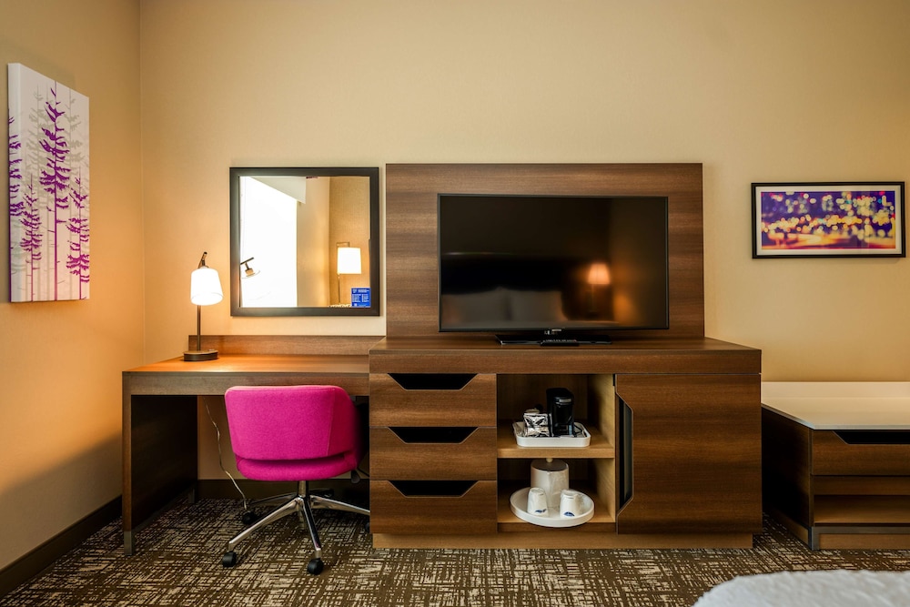 Studio, 1 King Bed, Accessible (Hearing) - Photo 6