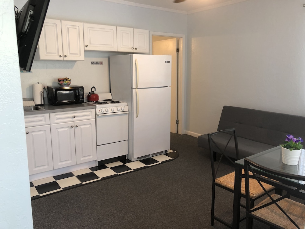 Family Apartment, 1 Bedroom, Balcony, Pool View photo 3