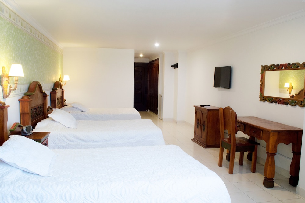 Triple Room - Photo 1