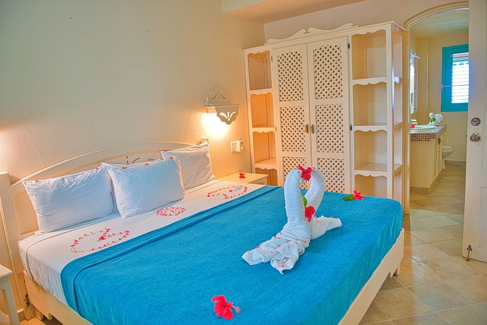 Family Triple Room, Kitchenette, Oceanfront