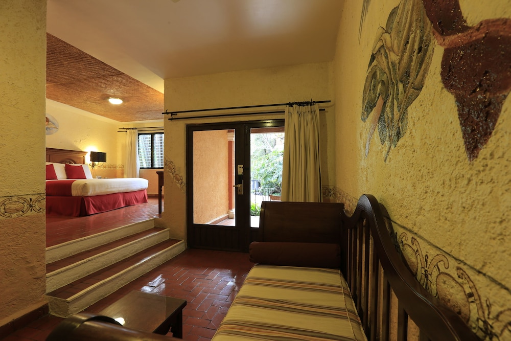 King Terrace Suite - Photo 4