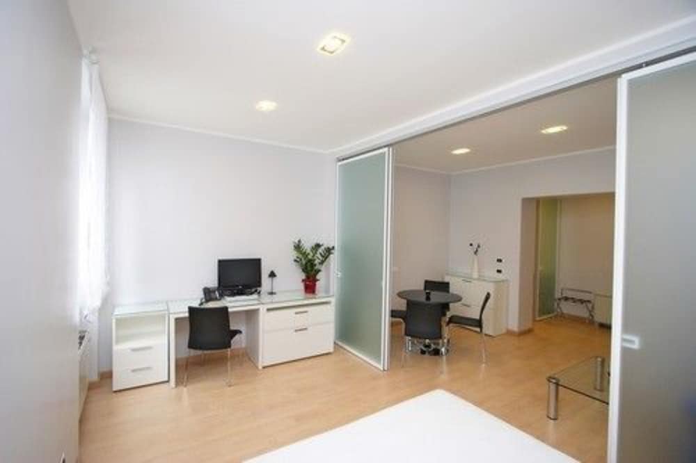 Studio - Photo 7