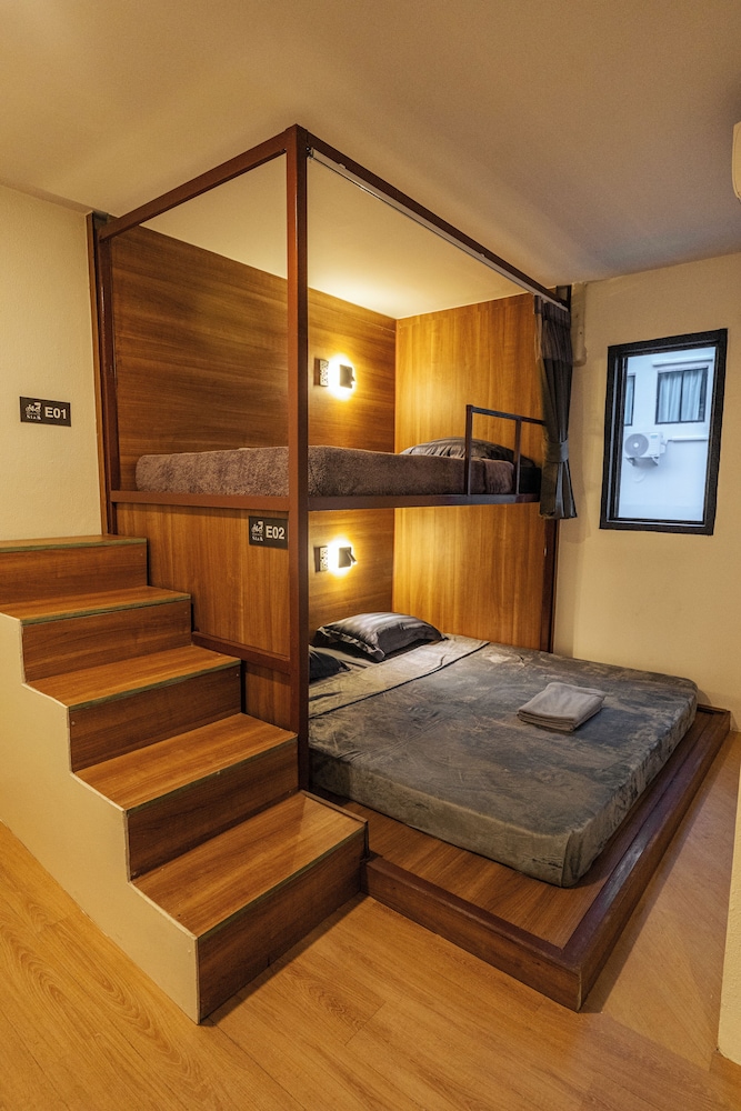 Basic Shared Dormitory, Mixed Dorm, Non Smoking, City View photo 1
