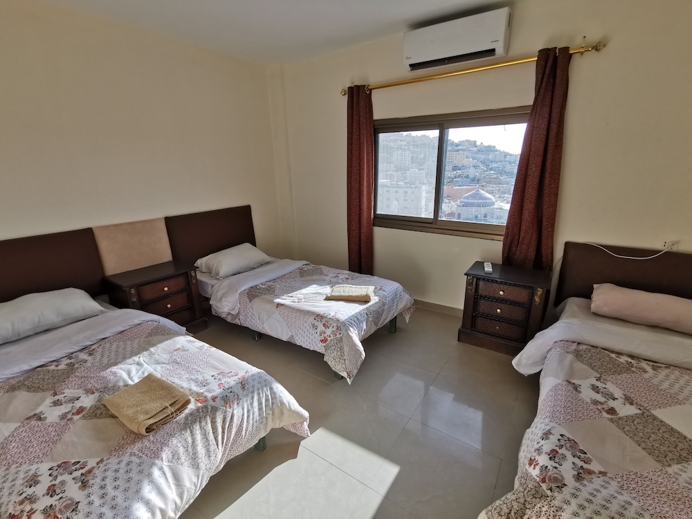 Triple Room - Photo 1