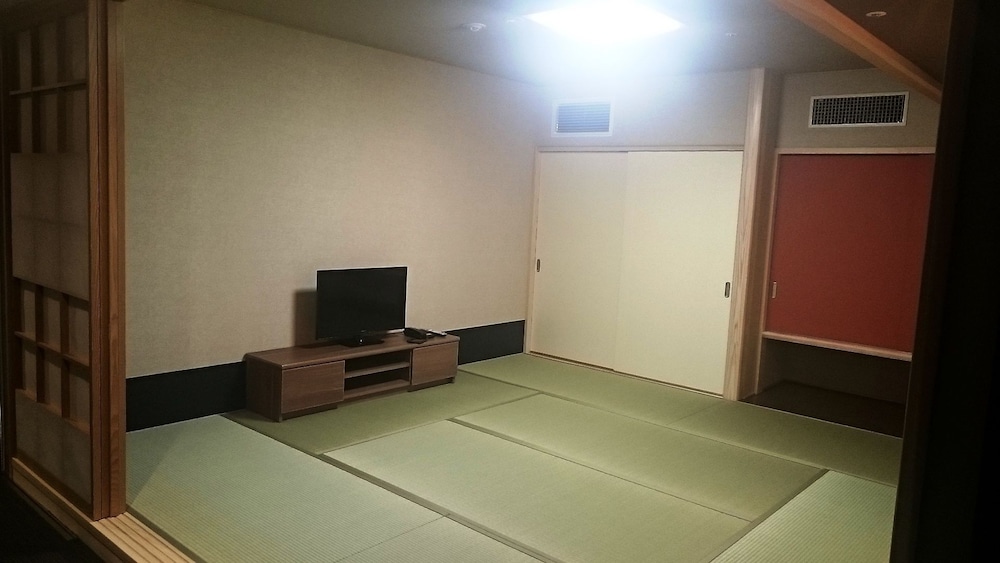 Japanese Western Style Room - Photo 3