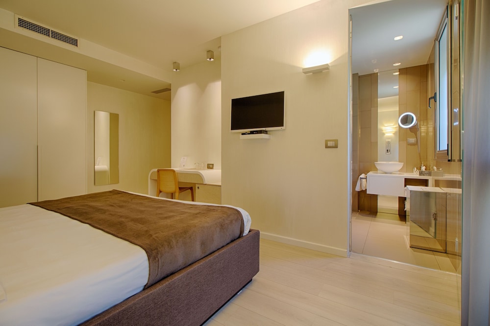Superior Double Room photo 2