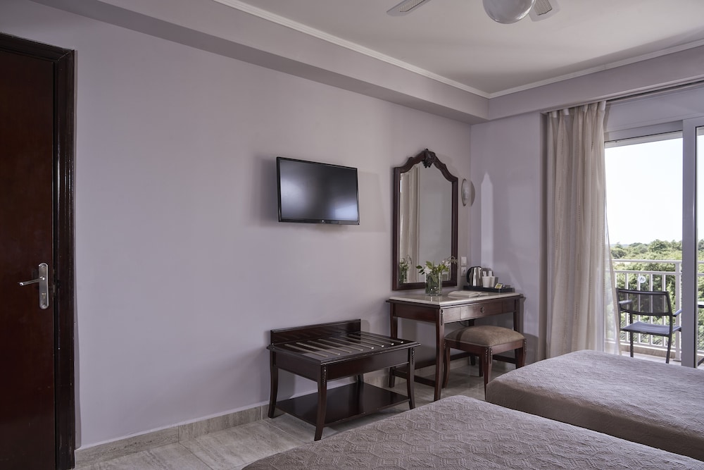 Superior Room, Garden View - Photo 2