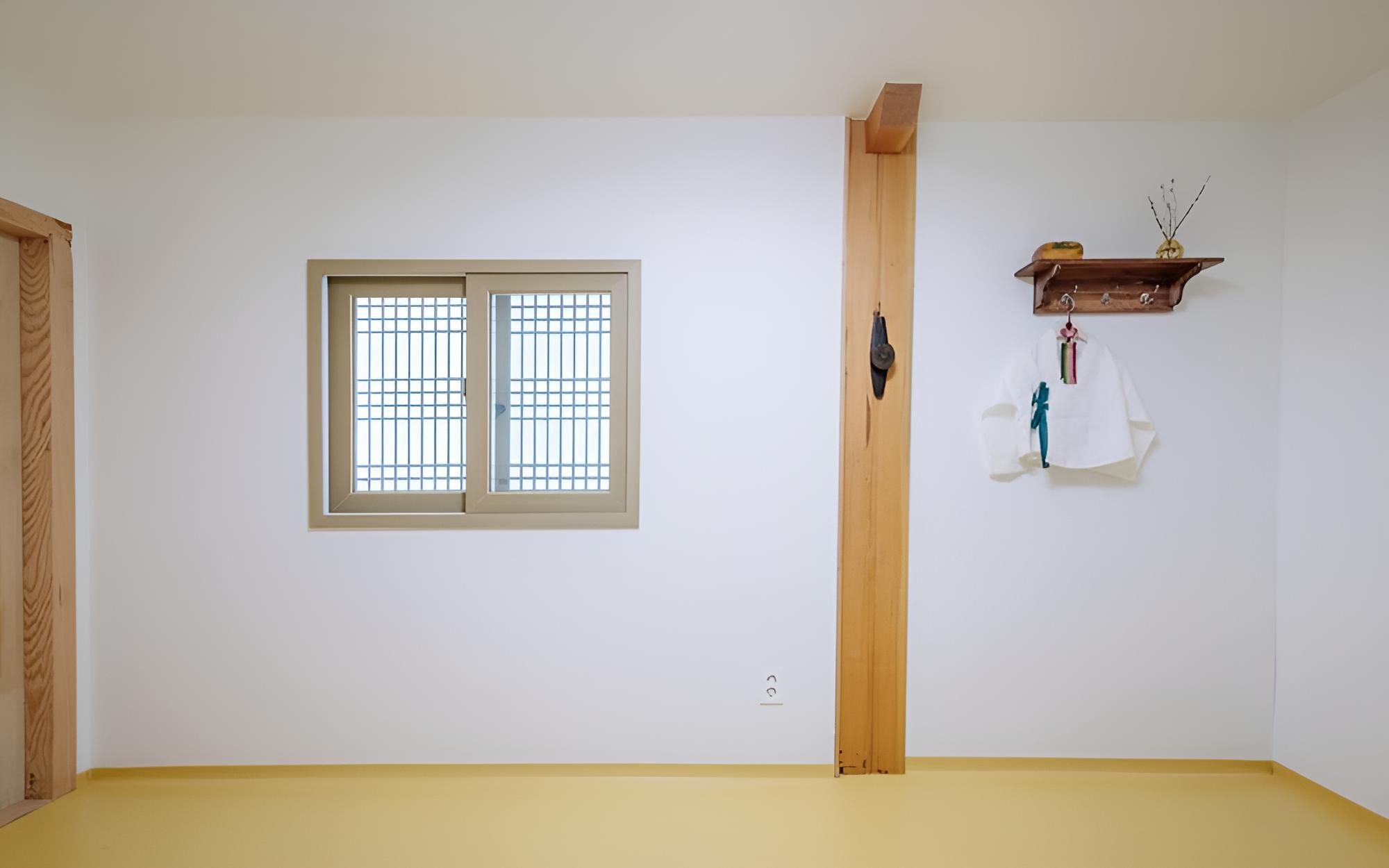 Room (Iryu 201) - Photo 1