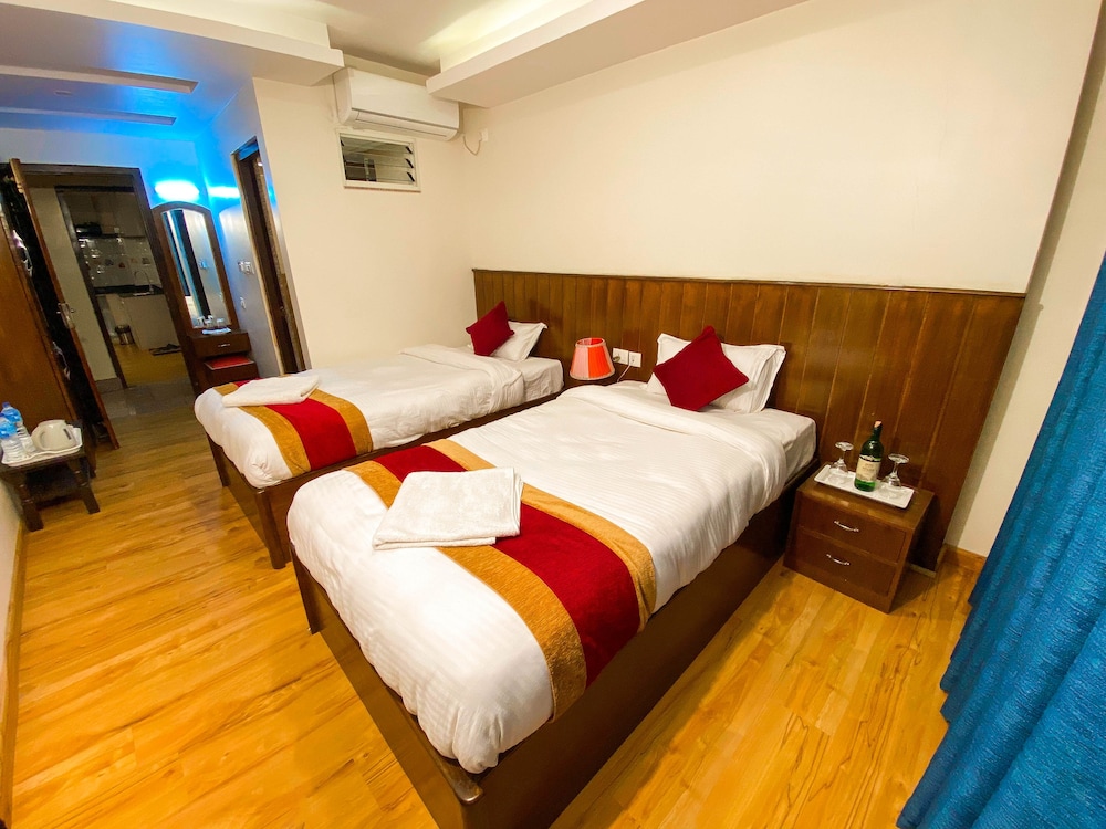 Deluxe Double or Twin Room - Photo 3