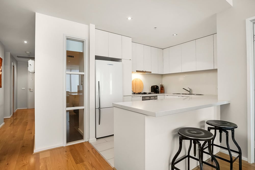 Three Bedroom Apartment NON River View thumbnail 5