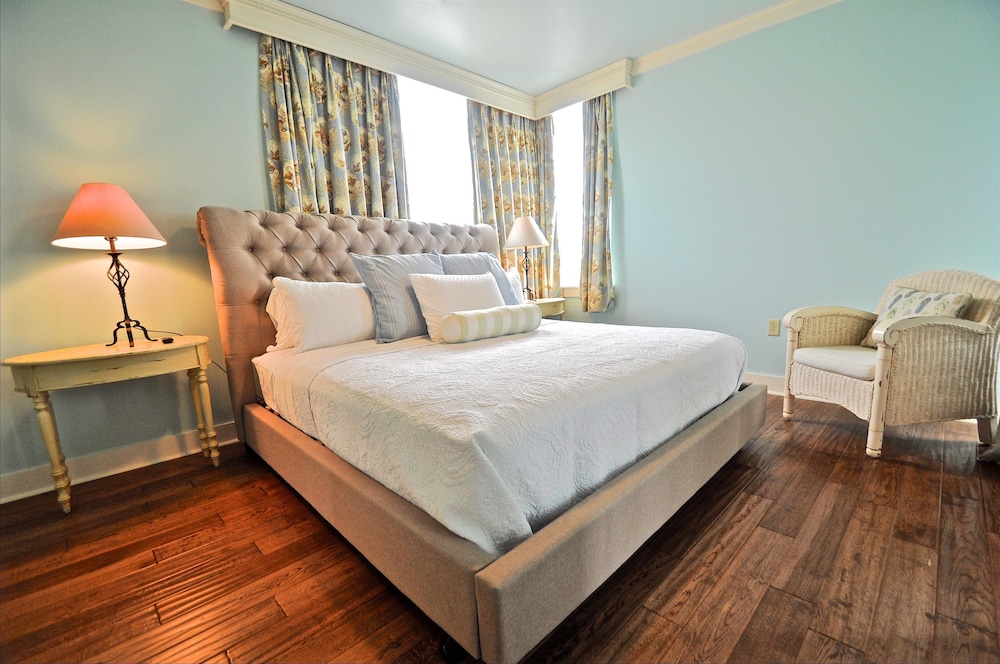 Condo, 2 Bedrooms, Beach View