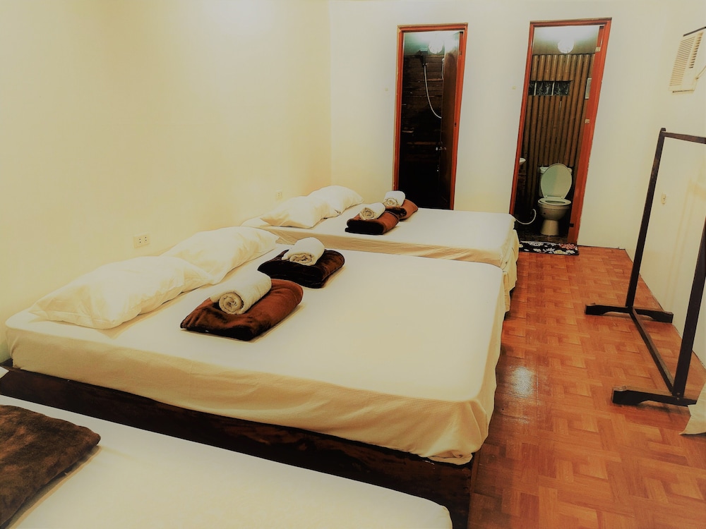 Family Room - Photo 14